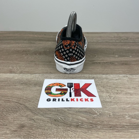 Vans Authentic Black/True White Tiger Floral - Picture 2 of 5